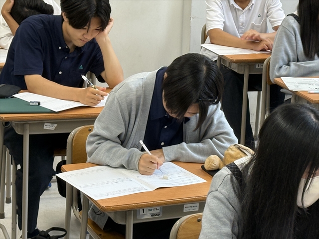 第2学年 「Catch Your Dream」キャリア教育プログラム